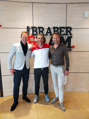 Hoofdsponsor: Den Braber & Ram